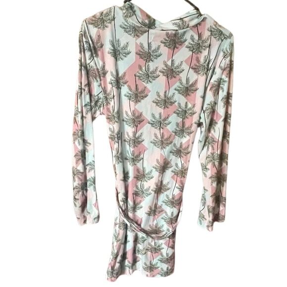 JV Joan Vass size L palm print robe. - Picture 2 of 7